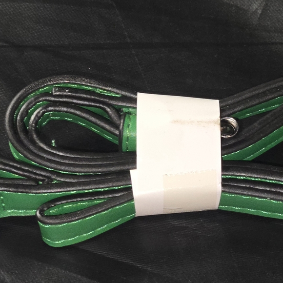 STEVE MADDEN BEVELYN SATCHEL CROSSBODY BAG W AIR POD CASE GREEN CHANGEABLE STRAP - Picture 10 of 13